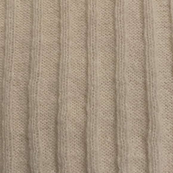 RE ISSUE Women’s Wool and Alpaca Long Sleeve Quiet Luxury Sweater SZ XS Cream - Picture 4 of 13